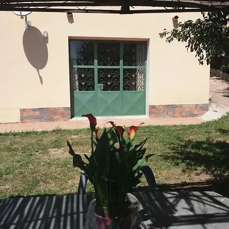 Apartamento Tavernetta Con Giardino *